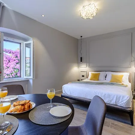 Dora And سوتيفان